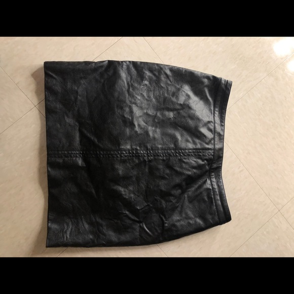 H&M Leather Skirt - Picture 2 of 3